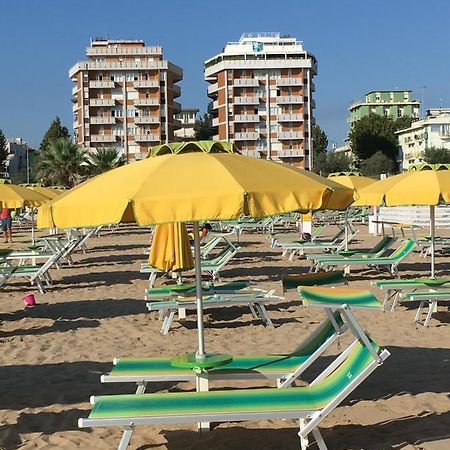 Appartamento Fronte Mare Rimini Exterior photo