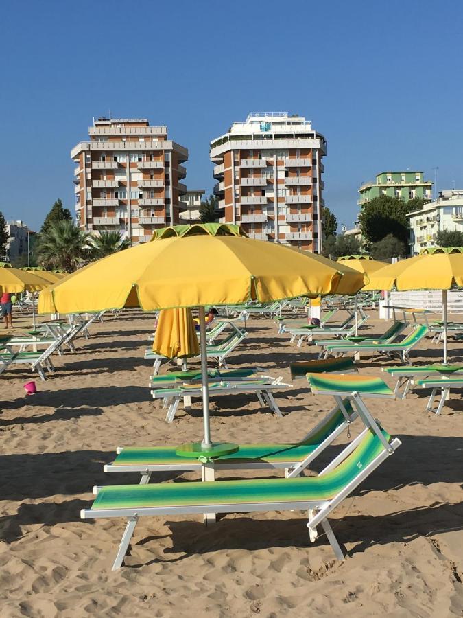 Appartamento Fronte Mare Rimini Exterior photo