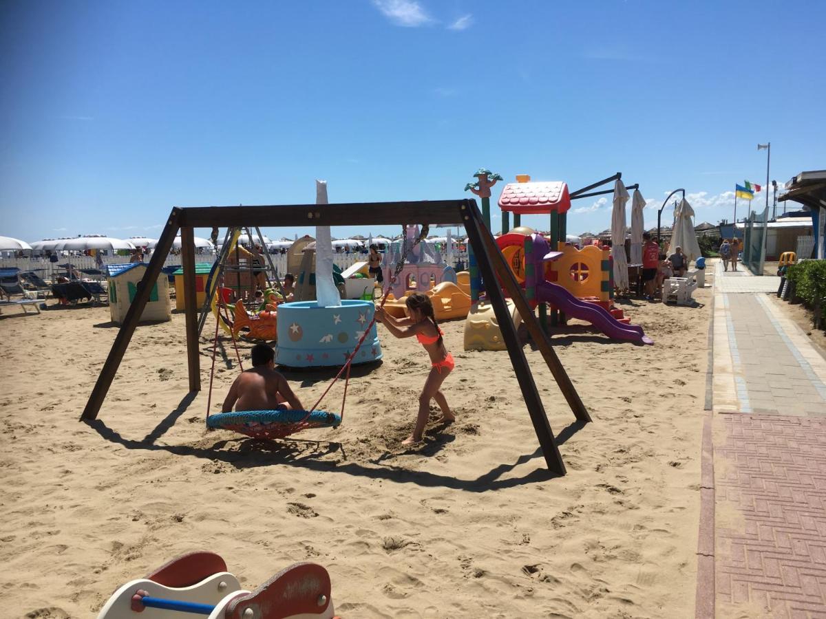 Appartamento Fronte Mare Rimini Exterior photo