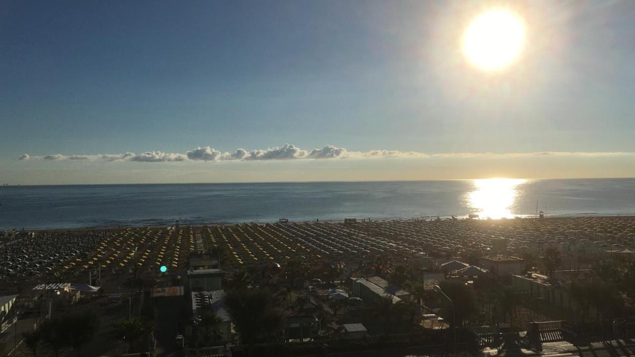 Appartamento Fronte Mare Rimini Exterior photo