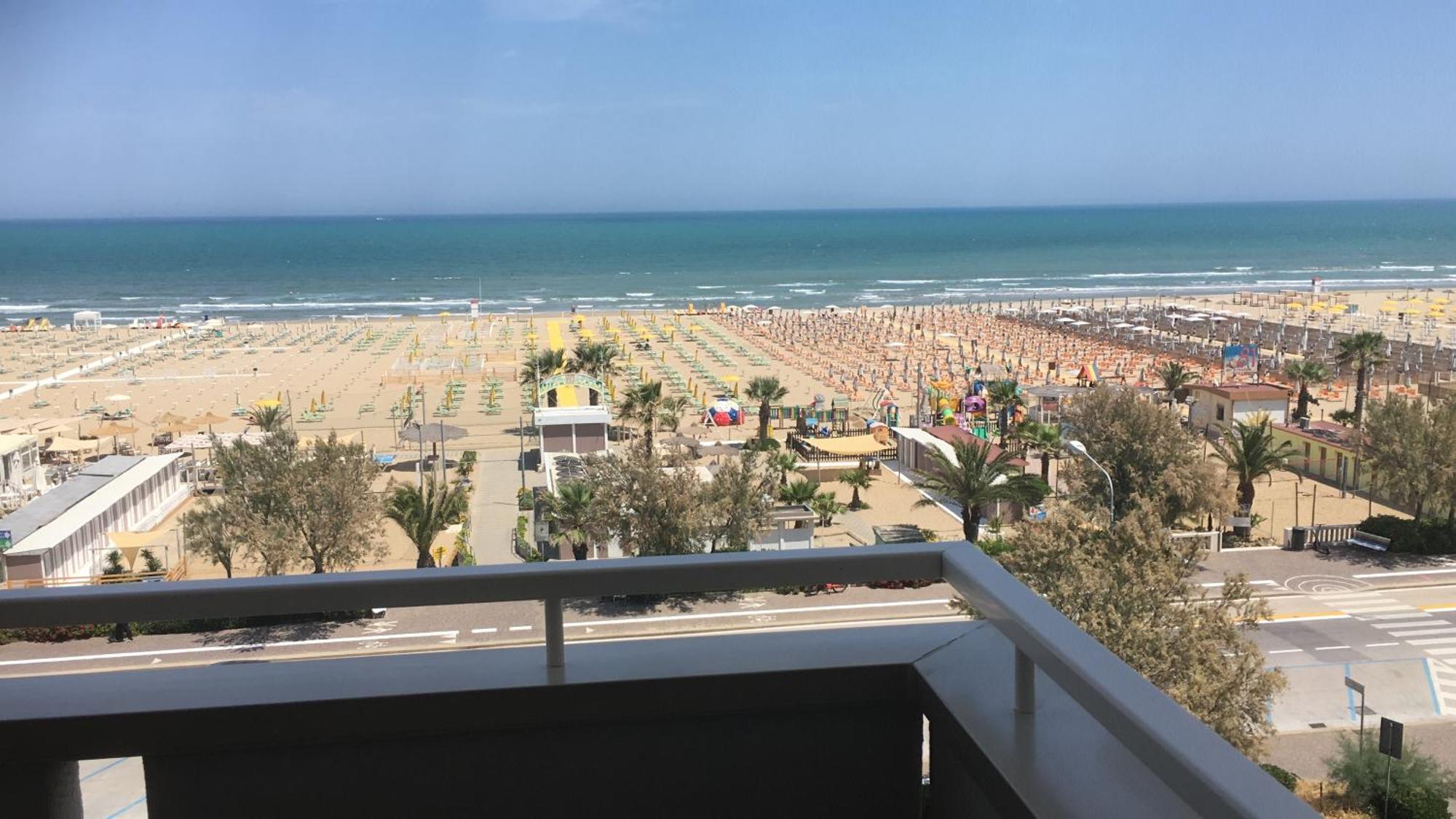 Appartamento Fronte Mare Rimini Exterior photo